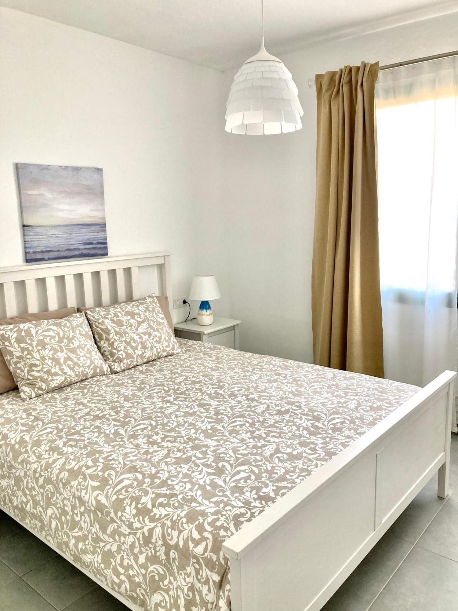 Ground Floor Apartment With Pool, Next To The Beach Коста Тегисе Екстериор снимка